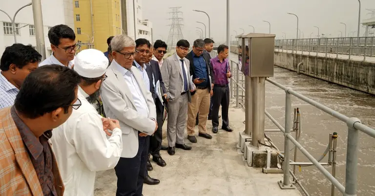 পয়ঃশোধনাগার পরিদর্শন করেছেন মির্জা ফখরুল ইসলাম আলমগীর